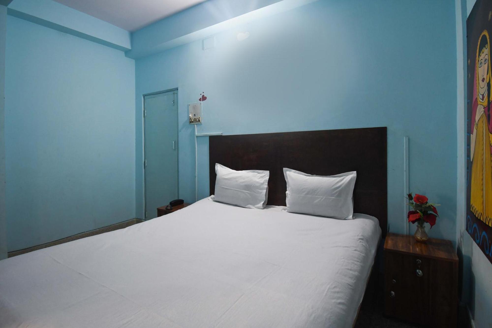 Hotel O Blue Cherry Guest House Calcutá Exterior foto